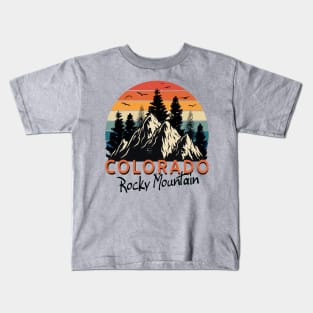 Colorado Tee - Retro Vintage Mountains Nature Hiking T-Shirt Kids T-Shirt